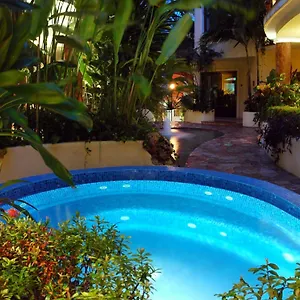 Sacbe Hotel&beach Club Hotel
